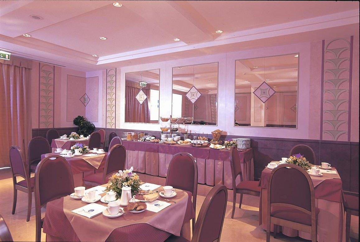 Imperatori Hotell 4*